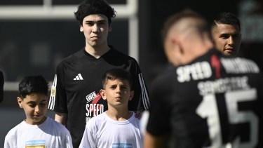 Spreen tuvo su debut oficial con la camiseta de Deportivo Riestra. Foto: FBaires.