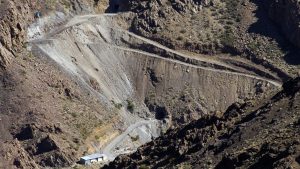 La mina de oro de Andacollo sigue paralizada: trabajadores piden una solución a Rolando Figueroa