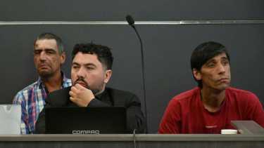 El expolicía Claudio Retamal fue trasladado por la fuerza pública para declarar en Cipolletti.  
