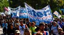Imagen de Aumento a estatales de Neuquén: la inflación de diciembre definirá una nueva suba