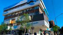 Imagen de Estatal de Neuquén baleado en un motel: lo echarán por faltar al trabajo