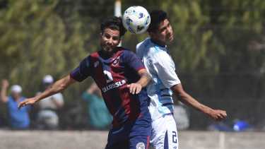 Argentinos del Norte y La Amistad igualaron 2 a 2 en la final de ida. (Foto: Andrés Maripe)