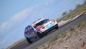 Guillermo Fantini se quedó con la victoria en la  diezmada Clase 3 del Turismo Pista del Valle