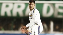 Imagen de Malas noticias para Gago: Anselmino se desgarró y no llegaría a la semi con Vélez por Copa Argentina
