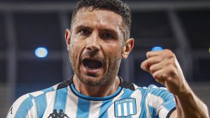 El jugador de Racing que va tras el récord de goles en un año durante el profesionalismo
