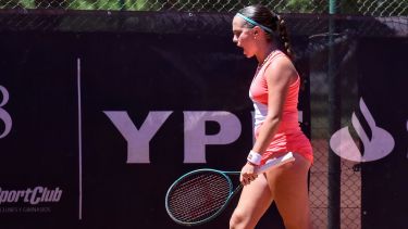 Isabel hizo un torneo perfecto y ganó su primer J30. Subirá más de 300 puestos en el escalafón junior. (Cecilia Maletti)