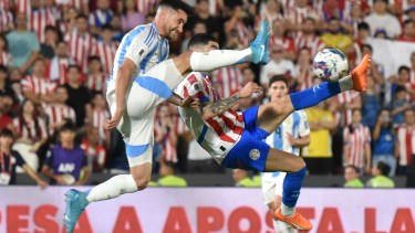 Tagliafico sería el apuntado por Gallardo para reforzar a River en 2025. (AFP)
