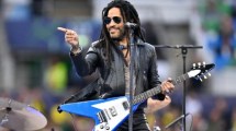 Imagen de Jeans Oxford: el look «rocker» con el que marca tendencia Lenny Kravitz