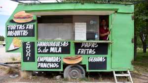 La mejor comida al paso en Neuquén, el Carrito de la Calle Uno
