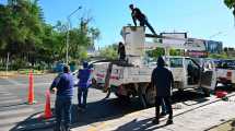 Imagen de Video | Choque fatal de la ciclista en Neuquén: retiran el poste contra el que impactó la ambulancia