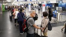 Imagen de El Gobierno pone «fin» a Intercargo: anunció la desregulación del servicio de rampas en los aeropuertos