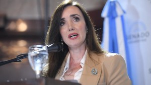 Alejada de Javier Milei, Victoria Villarruel publicó su mensaje para 2025: «Con fuerzas para luchar»