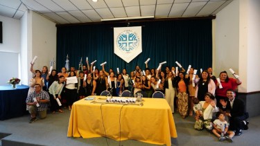 Hito en la Universidad del Comahue, primer egreso en Medicina Intercultural: «Es fundamental formarnos si trabajamos en este territorio»