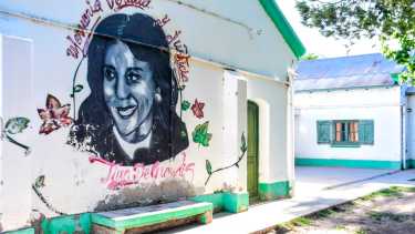 El mural de Tina De Grandis en Barda del Medio - Foto: Cecilia Maletti. 