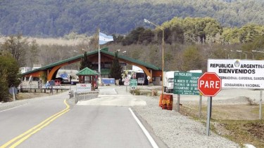 Paso a Chile Cardenal Samoré.-