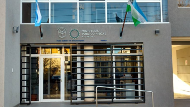 Dos hombres fueron detenidos por el ataque a un abogado en su estudio jurídico de Viedma.
