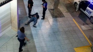 Boqueteros de Roca detenidos tras ingresar a una inmobiliaria: el intento de escape quedó filmado