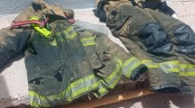Imagen de Bomberos perdieron 25 millones por combatir un incendio en una petrolera, en Rincón de los Sauces