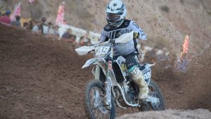 Tomás Moyano, la figura en el apertura del 29° Campeonato Nocturno de Supercross