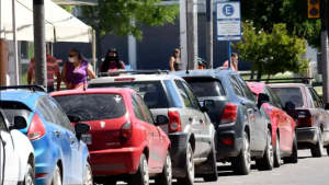 Nuevo aumento en el estacionamiento medido de Roca: ¿a partir de cuándo y cuáles son los precios?