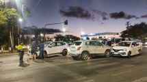 Imagen de Triple choque sobre la Ruta 22, frente a un supermercado de Neuquén: había un conductor alcoholizado