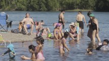 Imagen de Hubo 50 rescates en el río durante Navidad y alertan por Año Nuevo: los puntos a tener en cuenta en Neuquén