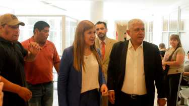 Gloria Ruiz junto al abogado Carlos Broitman. (Emiliano Ortiz)