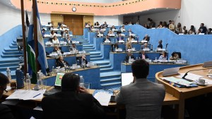 En Río Negro la ley de Ficha Limpia da un respiro a los políticos hasta el 2027