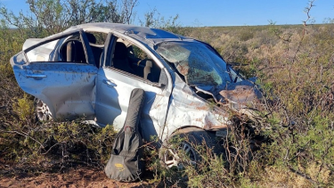 El joven músico permanece internado tras volcar en la Ruta 17. Foto: Bomberos Picún Leufú.