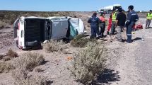 Imagen de Dos camionetas petroleras chocaron en Ruta 5, cerca de Rincón de los Sauces: una volcó por el impacto