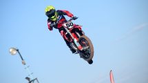 Imagen de Vuelve el Supercross de verano en la barda de Neuquén: horarios y valores de las entradas