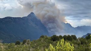 Incendio forestal al sur de Bariloche: ya son 6908 hectáreas afectadas y preocupan las altas temperaturas