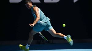 Alcaraz mostró su magia y ganaron los candidatos en el Australian Open
