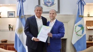 Sebastián Pistagnesi tiene 48 años y es egresado del Comahue. Foto gentileza.