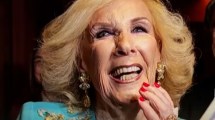 Imagen de Mirtha Legrand reveló lo que le pidió la China Suárez a Nacho Viale cuando eran novios 