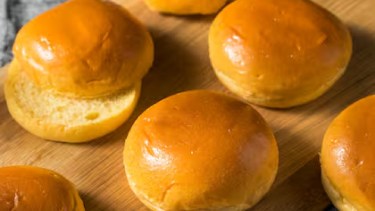 Pan de leche de hamburguesa.