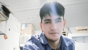 Quién era el joven de 24 años que encontraron muerto en un frigorífico de Regina: investigan las causas
