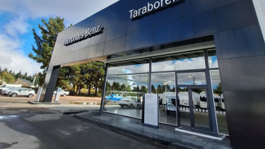 Entraron armados a una concesionaria de Bariloche: se robaron una caja fuerte y una 0 km