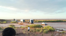 Imagen de Se liberó el tránsito en Ruta 5 tras la lluvia en Rincón de los Sauces: piden circular con precaución