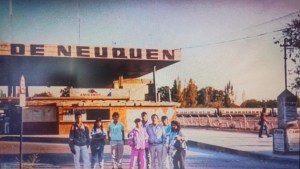 Érase una vez la Vieja Terminal de Neuquén: partir de vacaciones, llegar con un sueño