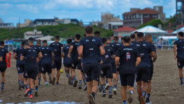 Deportivo Riestra anunció ocho refuerzos en un día.