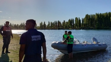 Continúa la búsqueda en el río Limay. Foto: gentileza. 