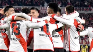 La millonaria oferta que recibió River desde Rusia por uno de sus delanteros