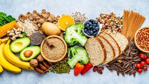 El alimento clave para reducir triglicéridos y colesterol: recomendaciones de especialistas