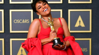 Ariana DeBose
