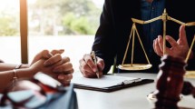Imagen de Realizan una jornada de asesoramiento jurídico gratis en Centenario: cuándo es y cómo acceder a esta