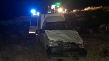 Accidente en Ruta 237, en Piedra del Águila.. Foto: Gentileza Facebook Hospital de Área Piedra del Águila. 