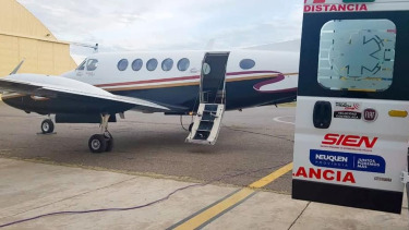 Una pareja de Junín de los Andes está grave tras volcar sobre Ruta 40: fue derivada de urgencia a Neuquén