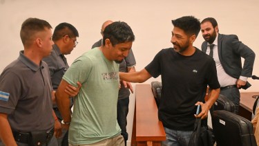 Osuna sonriente. Después de 18 meses de preventiva cambiará la modalidad de detención a domiciliaria. Foto Florencia Salto.