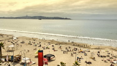 Dónde queda la playa de Chile que enamoró a los argentinos. 
